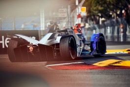 Studio Julian Kroehl