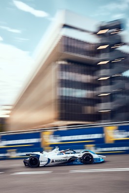 Studio Julian Kroehl