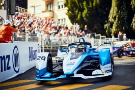 Studio Julian Kroehl